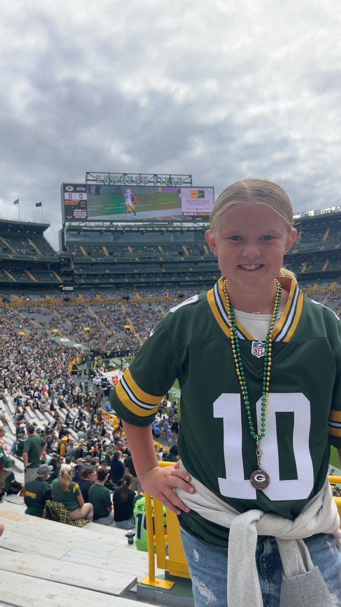 tmilbach75's tweet photo. #getloudlambeau https://t.co/USWRVMWxRq