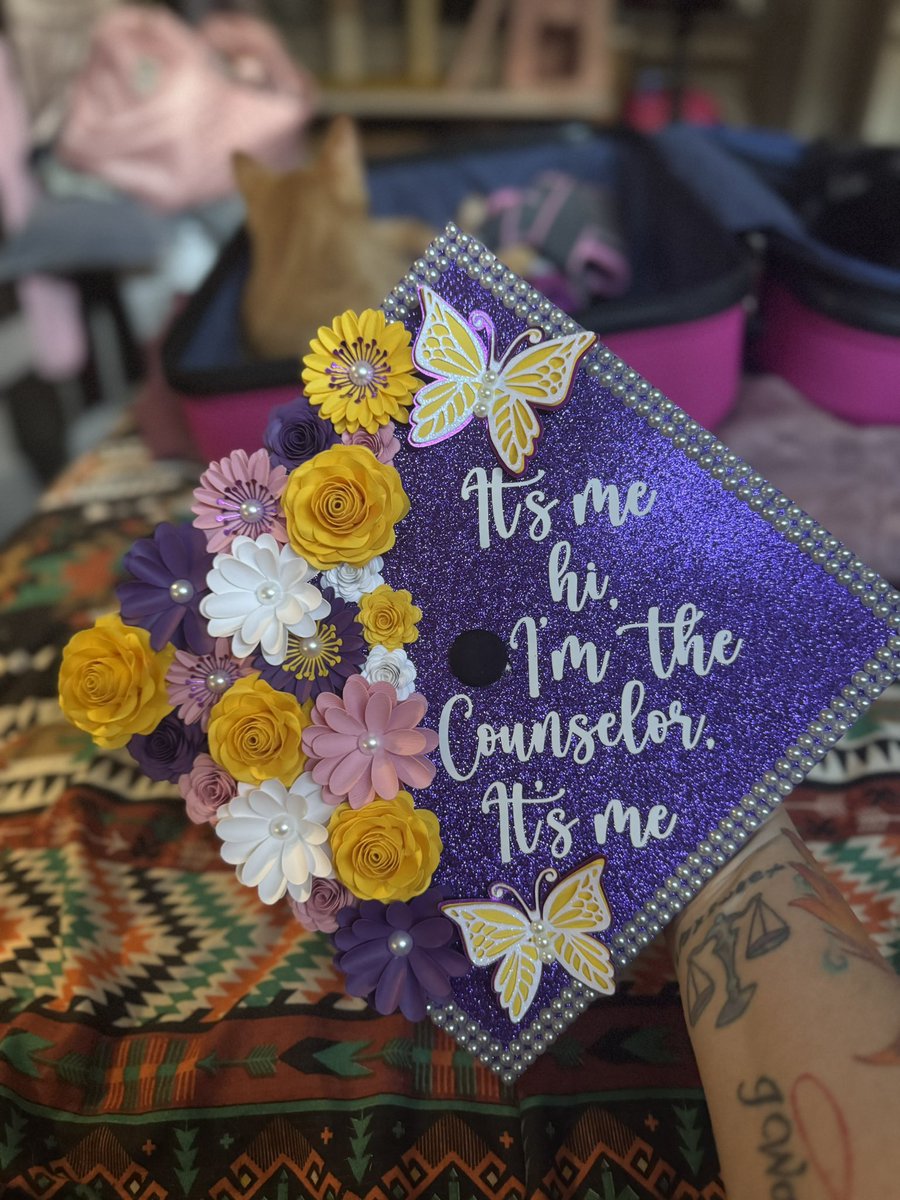 KatLawson's tweet photo. 52 more days until I wear this as I walk the stage for my Master in Clinical Mental Health Counseling! All the years of hard work is coming to fruition!! @GCU_Lopes @taylorswift13 #futurementalhealthcounselor
#MentalHealthMatters https://t.co/tsNXzYPHE1