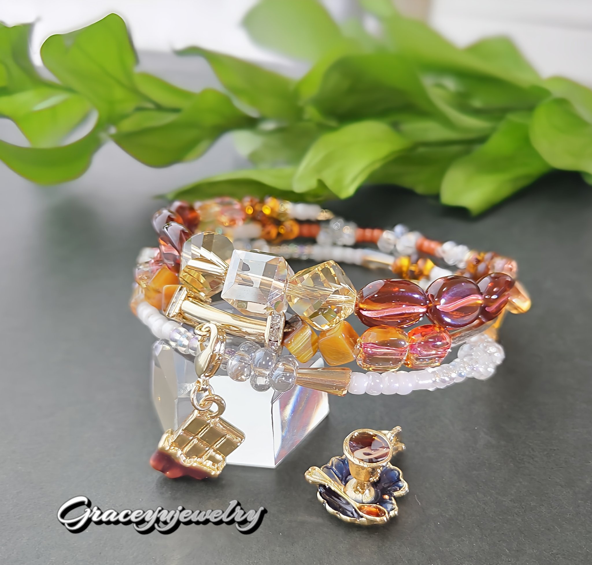 Graceyujewelry🍀 天然石コイルブレスレット✢ ハンドメイド