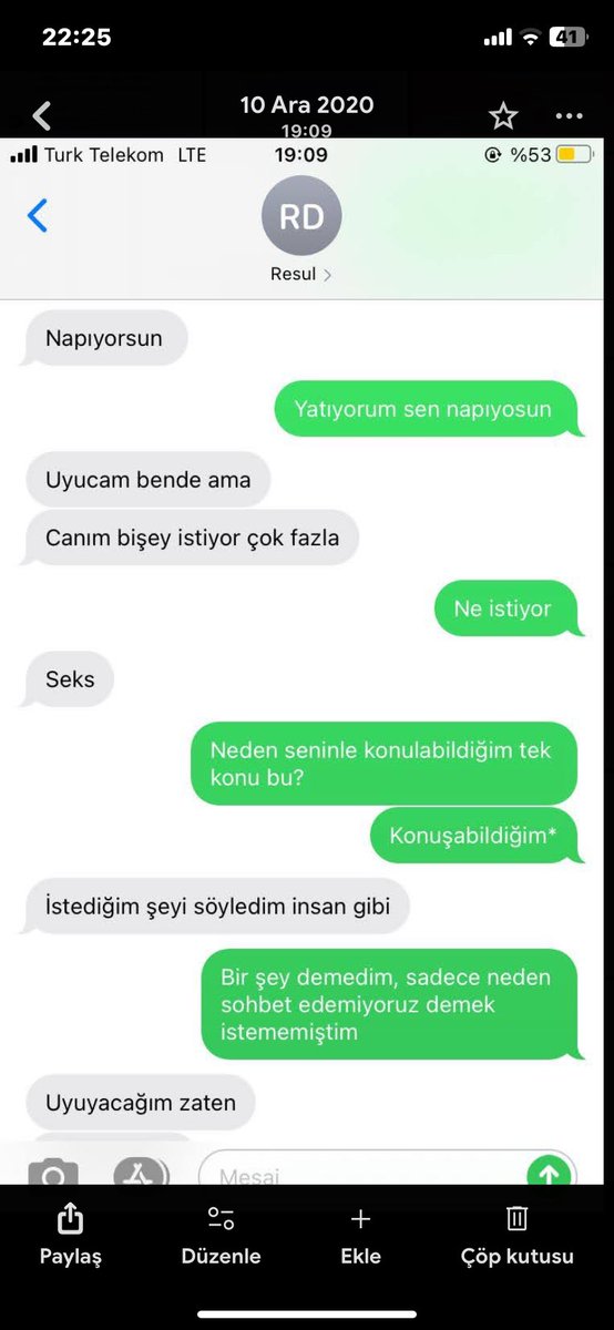 5 yıl aradan sonra, menajer RESUL DOĞAN İFŞA!
Çünkü sanırım <a href="/peraband/">PERA</a> ufuk beydemir ve <a href="/yedinciev/">Yedinci Ev</a> 5 yıl önce reşit bile olmayan kızları taciz eden resul doğan’ı unuttular.
Alttaki mesajlar 16 yaşındaki bir kıza yazdığı mesajlar.