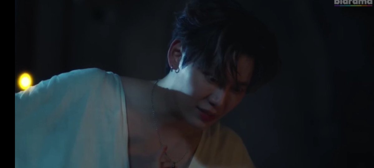 Ben böyle vampire görmedim 
#RevampSeriesEP1