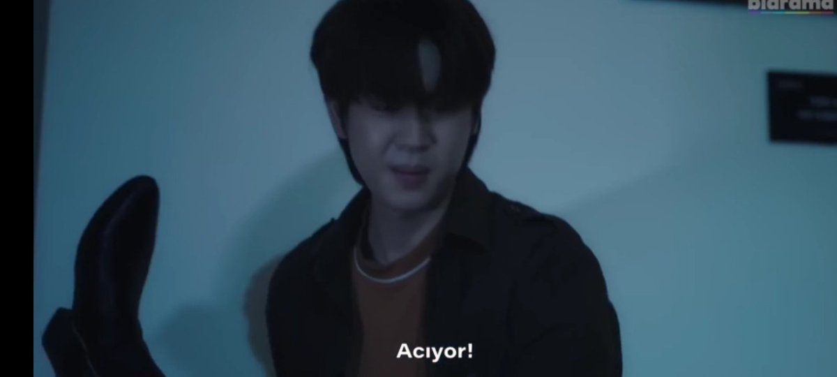 Nazlı vampire 
#RevampSeriesEP1