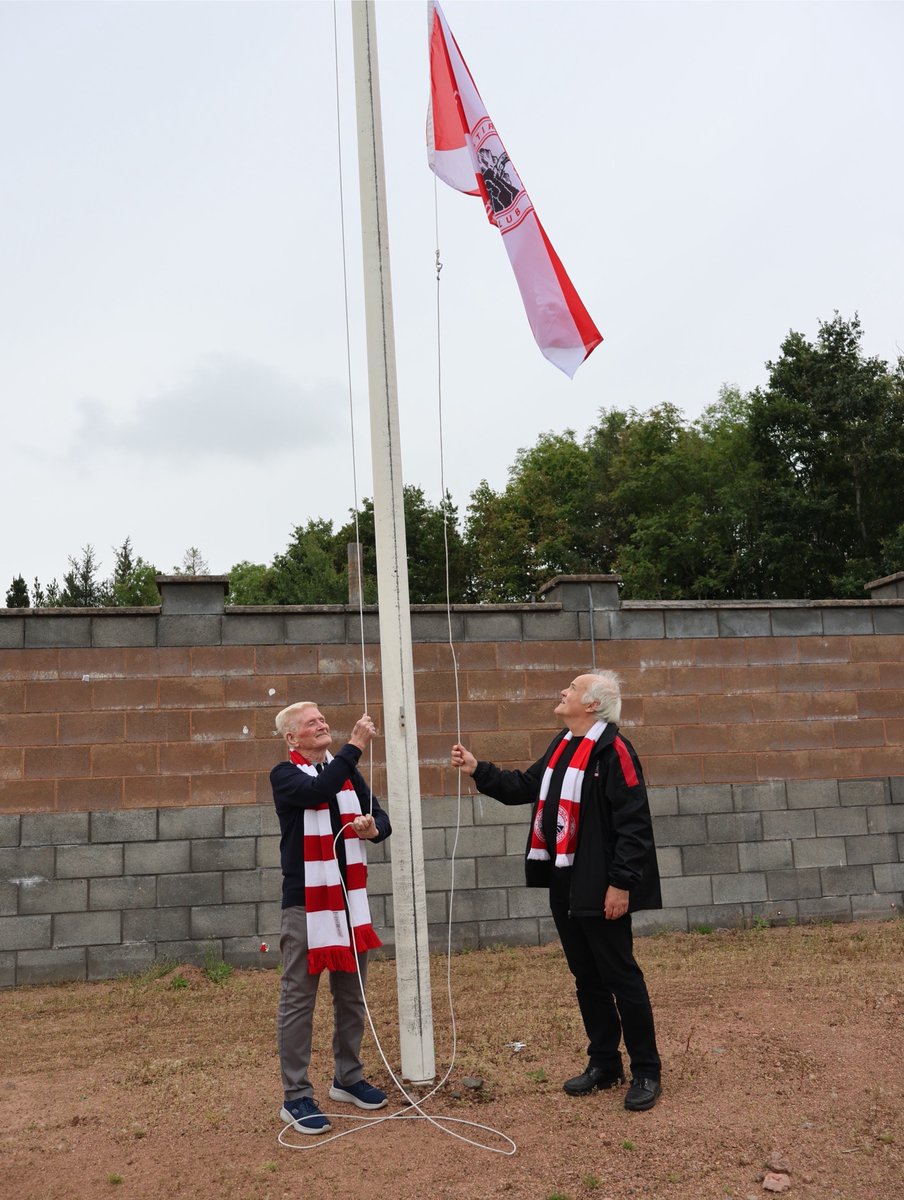 Stirling_Albion's tweet photo. 🇦🇹 We were pleased to invite life long Binos fan Brian MacFarlane to raise our 80th anniversary flag as Brian celebrates his 80th birthday this year. 

We hope you enjoyed this moment Brian. https://t.co/itGPrX9fkT