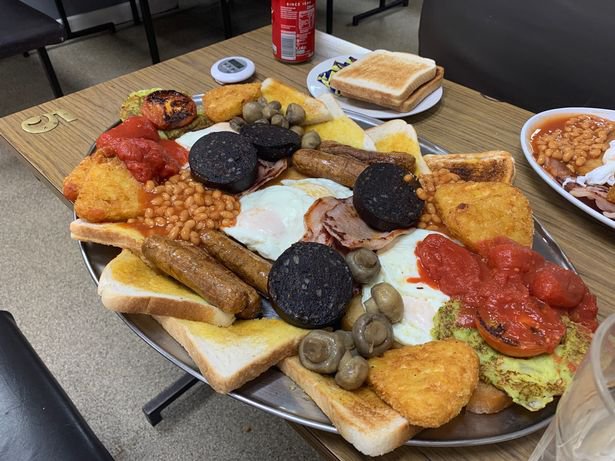 CAFCMitch's tweet photo. @RichSCawley @charltonlive just been to Valley Cafe and ordered the 'Mendez...' #meatballs https://t.co/Ih2fyc2wyx