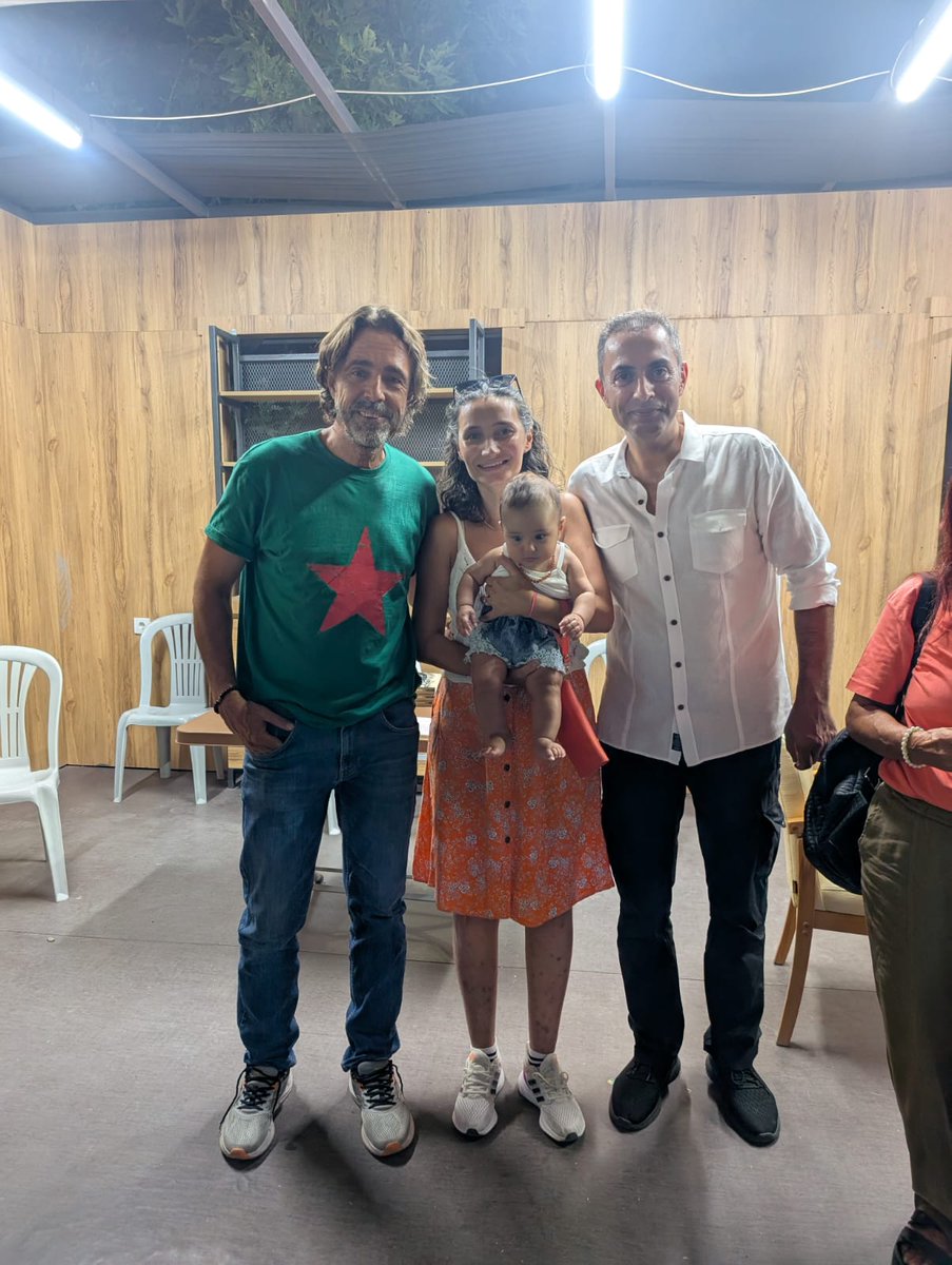 Mülakat Mağduru Öğretmenler Platformu (@mulakatplatform) on Twitter photo Balıkesir Edremit Kitap Fuarı'nda gazeteci <a href="/timursoykan/">Timur Soykan</a> ve <a href="/muratagirel/">Murat AĞIREL</a> ile mağdur bir öğretmenimiz görüşme gerçekleştirdi. Balıkesir Edremit Kitap Fuarı'nda gazeteci <a href="/timursoykan/">Timur Soykan</a> ve <a href="/muratagirel/">Murat AĞIREL</a> ile mağdur bir öğretmenimiz görüşme gerçekleştirdi.