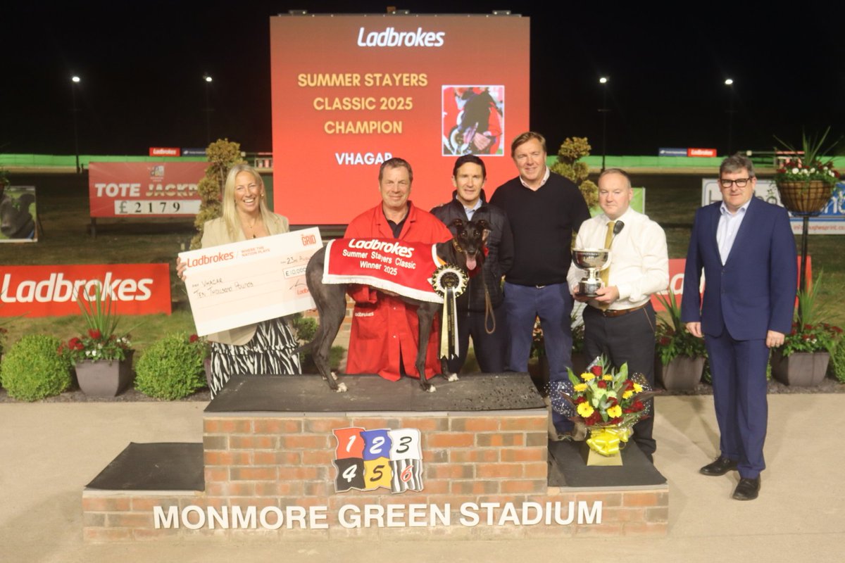 Monmore Racing Office (@monmoreracing) on Twitter photo Winner of Race Nine Saturday August 23rd 2025 - Ladbrokes Summer Stayers Classic Final (OR1) ๐
Trap 5โฃ - Vhagar
Trainer - Mark Wallis
Owners - <a href="/MWDpartnership/">Mark Wallis</a>
Time - 37.54secs โฑ๏ธ
Well done to all connections ๐ Winner of Race Nine Saturday August 23rd 2025 - Ladbrokes Summer Stayers Classic Final (OR1) ๐
Trap 5โฃ - Vhagar
Trainer - Mark Wallis
Owners - <a href="/MWDpartnership/">Mark Wallis</a>
Time - 37.54secs โฑ๏ธ
Well done to all connections ๐