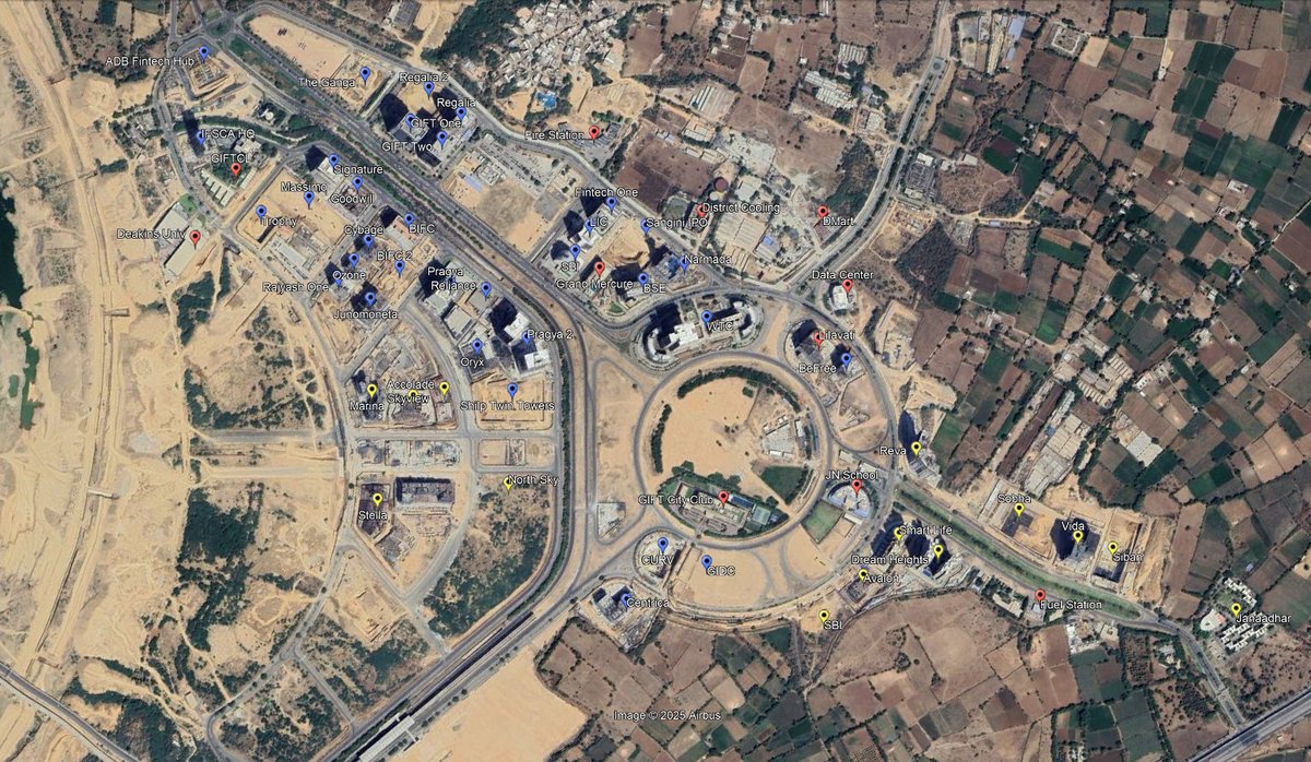 Amdavadindex's tweet image. Most of the tall buildings to come up in these areas
Ahmedabad is having a rapid change in the skyline 🚀💥
#Ahmedabad