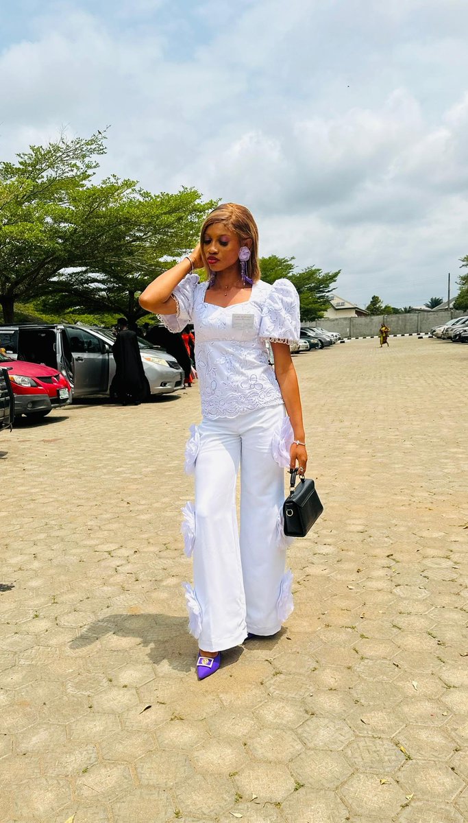 anu_mu_du's tweet photo. RC'25 Day 2 ❤️
Stepped into Jehovah's house feeling exhausted, stepped out refreshed and full of renewed strength 🙏

Counting down to day 3 😚 https://t.co/60pxPVDIUJ