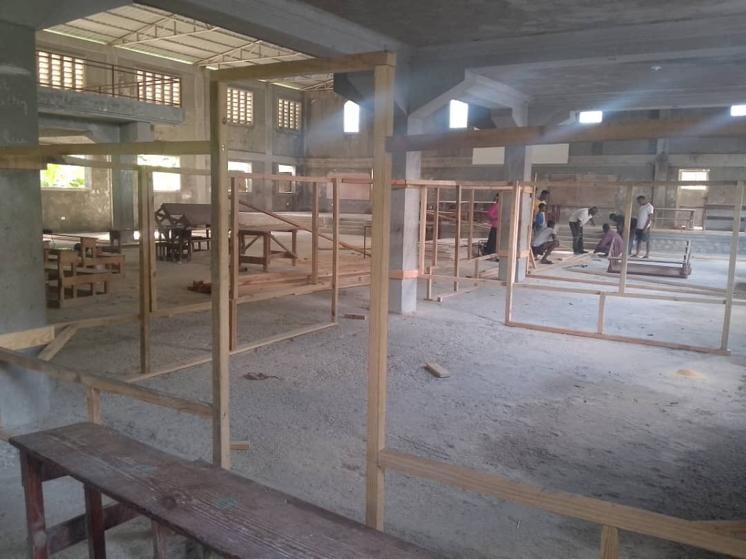 Preparations for the new school year are under way!  With our growing number in students, we are thankful for our partnership with @rotaryclubofnaperville to provide classroom partitions.  Join us on Friday 9/19 for our annual Rally on the Runway to support the #fondblanc school
