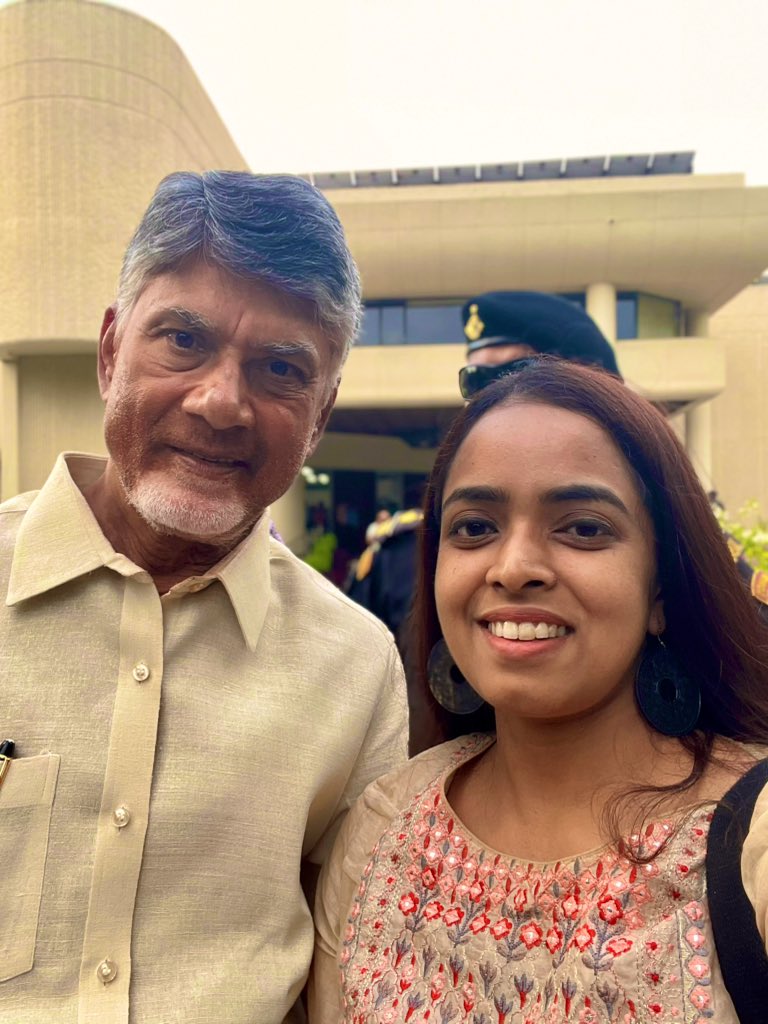 DrSumirini's tweet photo. “A selfie with CM”.. purely blessed to admire him on screens, to shake hands with him..I had the opportunity to witness the sovereign himself, a humble leader dissipating unmatchable magnetic aura..#ChandrababuNaidu @ncbn @JaiTDP #TDP #tdp2025 https://t.co/klhzYn906H