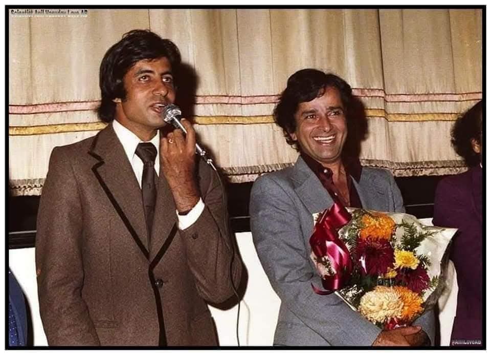 Dr. Anil Vasudev ABEF 🇮🇳 (@dranilloveab) on Twitter photo Congratulation on completion of🎉🌹💐
#46YearsOfKaalaPatthar (24 August 1979 )
My Dear Guruji Shri <a href="/SrBachchan/">Amitabh Bachchan</a> Sirji
#ShatruganSinha ji #Shashikapoor ji
#Raakhee ji #ParveenBabi ji
#NeetuSingh ji #premchopra ji #MacMohan ji Directed & Produced by #YashChopra ji Based on Congratulation on completion of🎉🌹💐
#46YearsOfKaalaPatthar (24 August 1979 )
My Dear Guruji Shri <a href="/SrBachchan/">Amitabh Bachchan</a> Sirji
#ShatruganSinha ji #Shashikapoor ji
#Raakhee ji #ParveenBabi ji
#NeetuSingh ji #premchopra ji #MacMohan ji Directed & Produced by #YashChopra ji Based on