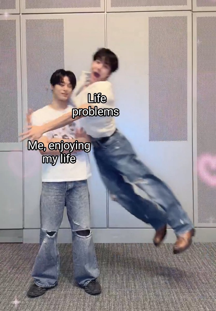 Makasih bahan memenya kak 😭☝🏻