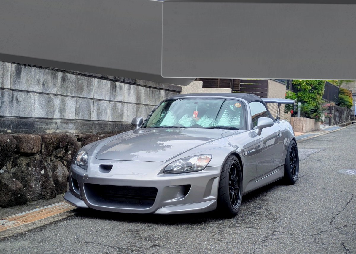 らららいと tweet media