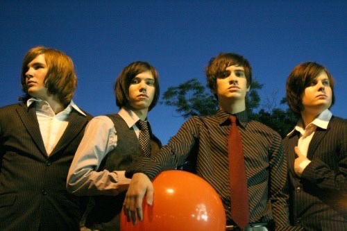 Hourly panic at the disco (@hourlypatd) on Twitter photo 