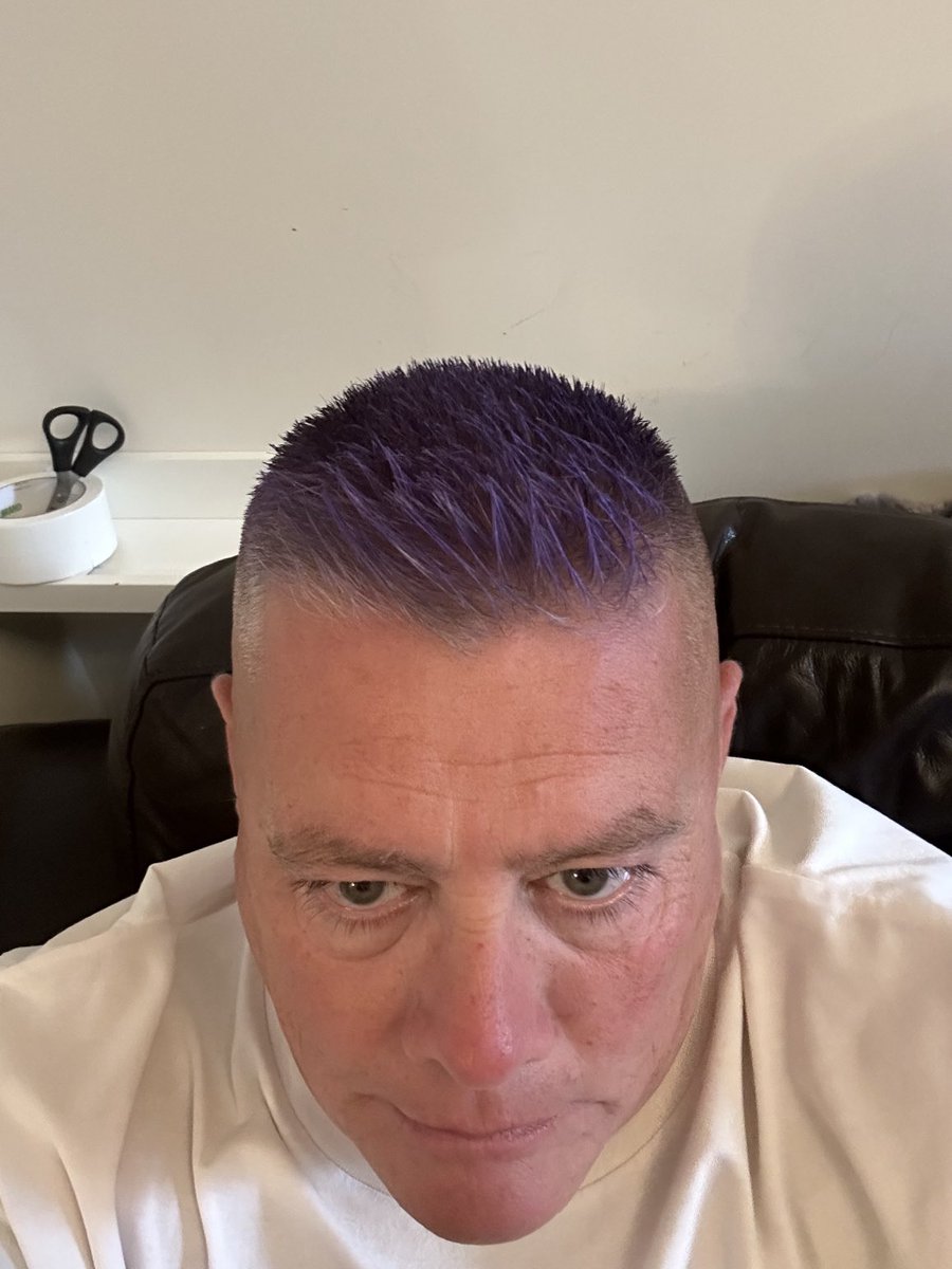 When your mate is the barber &amp; you fall asleep in the chair. 😬😬