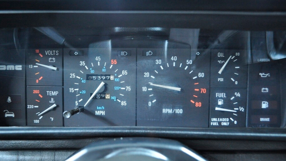 DLorean Show tweet media