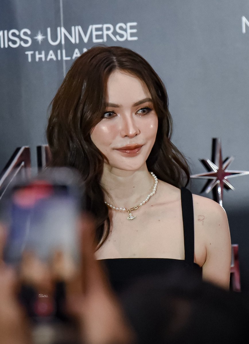 สวย สง่า จึ้ง จีย์ ประเสริฐ 🖤🫠

#FinalMUT2025xCharlotte
#ENGLOTxRedCarpetWithMGIStar