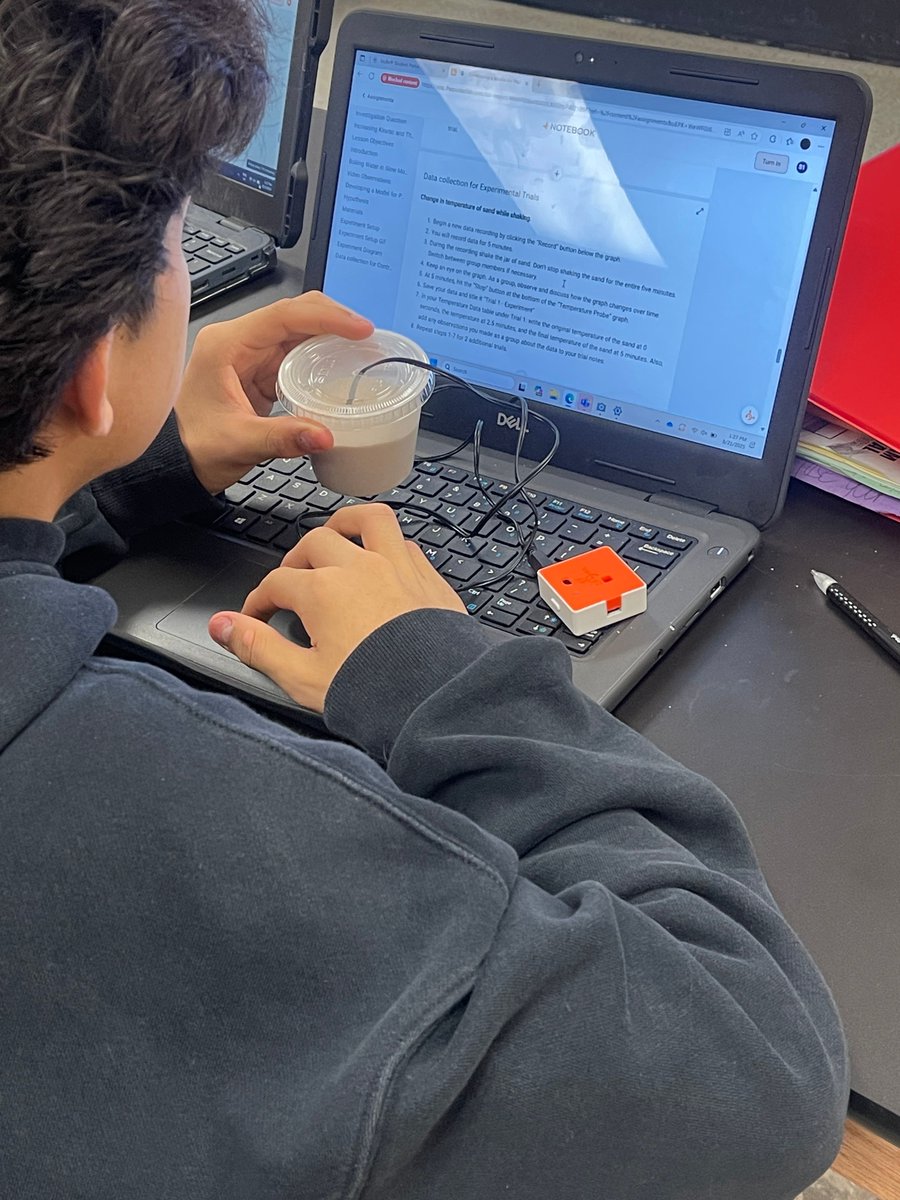 menelson511's tweet photo. GPS technologies can elevate learning @ThePocketLab
Voyagers supporting particle motion understanding. Powerful integration support from @LindsayMaher and #CobbInTech https://t.co/lgS4maXoMW