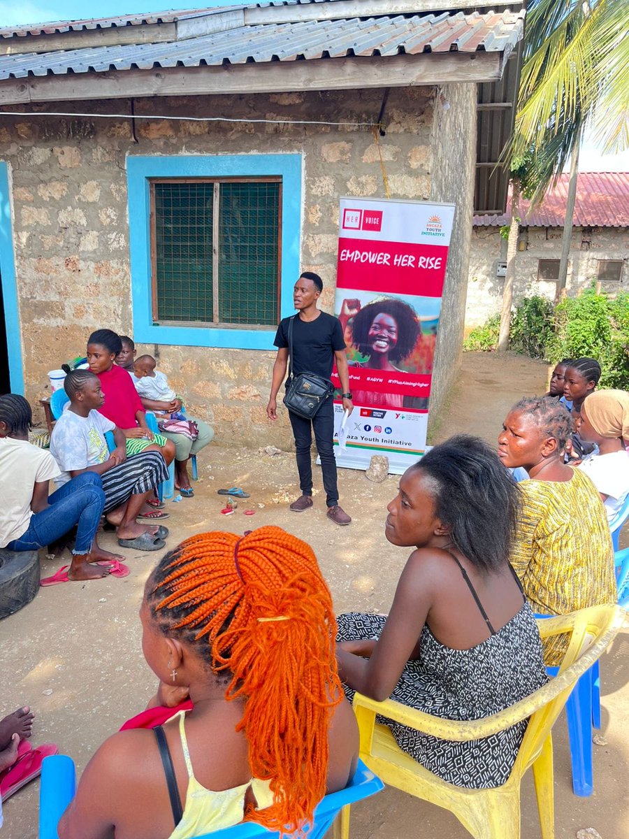AngazaKilifi's tweet photo. At Kiwandani - Kilifi, we held a #KnowYourRights Session targeting #AGYW under the #EmpowerHerRise funded by @HerVoiceFund 

The session focused on empowering the #AGYW with knowledge and skills to safeguard their health and rights

#HERVoiceKilifi #HVF #CreatingPositiveChange https://t.co/e5aRKjHGeO