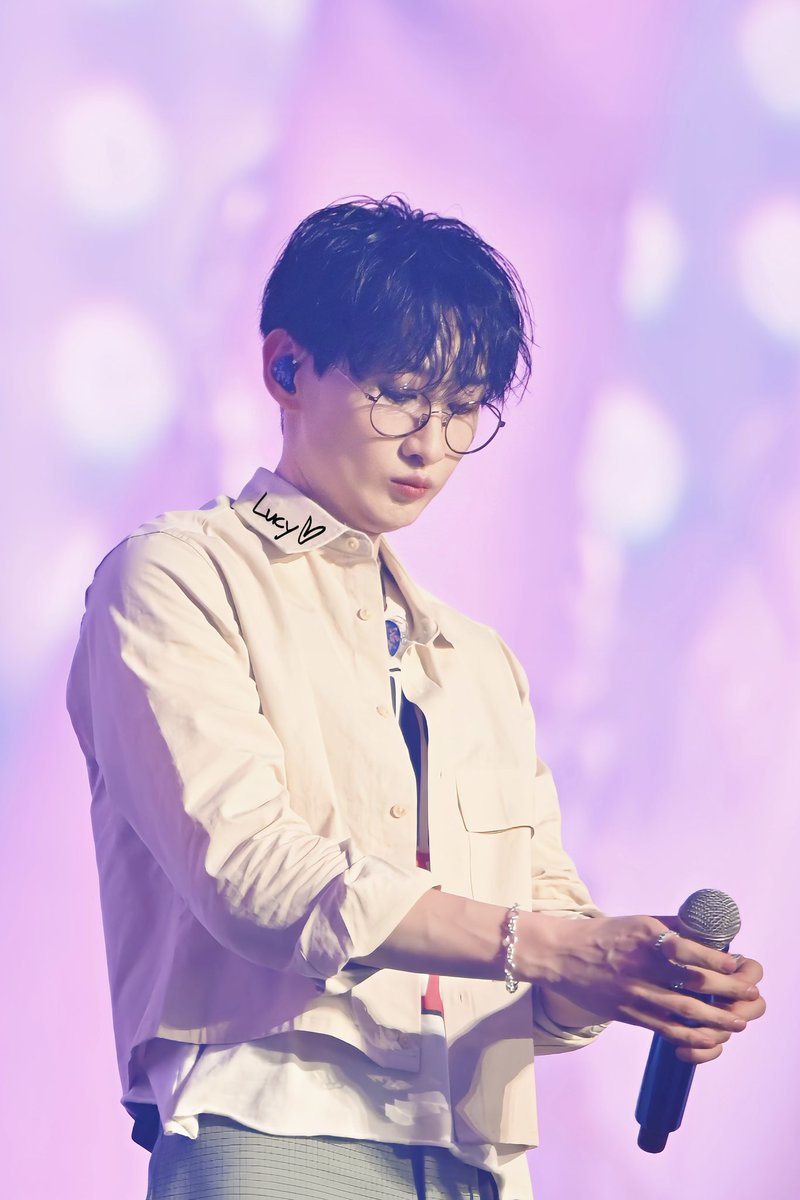 diary1300's tweet photo. 250823 SUPER SHOW 10 IN SEOUL HD

⊂(˃̶͈̀ε ˂̶͈́ ⊂ )

#은혁 #EUNHYUK #이혁재 #李赫宰 #ウニョク
#슈퍼주니어 #SUPERJUNIOR
#SUPERSHOW #SUPERSHOW10
#20th_Anniversary_TOUR https://t.co/4d8npK29uk