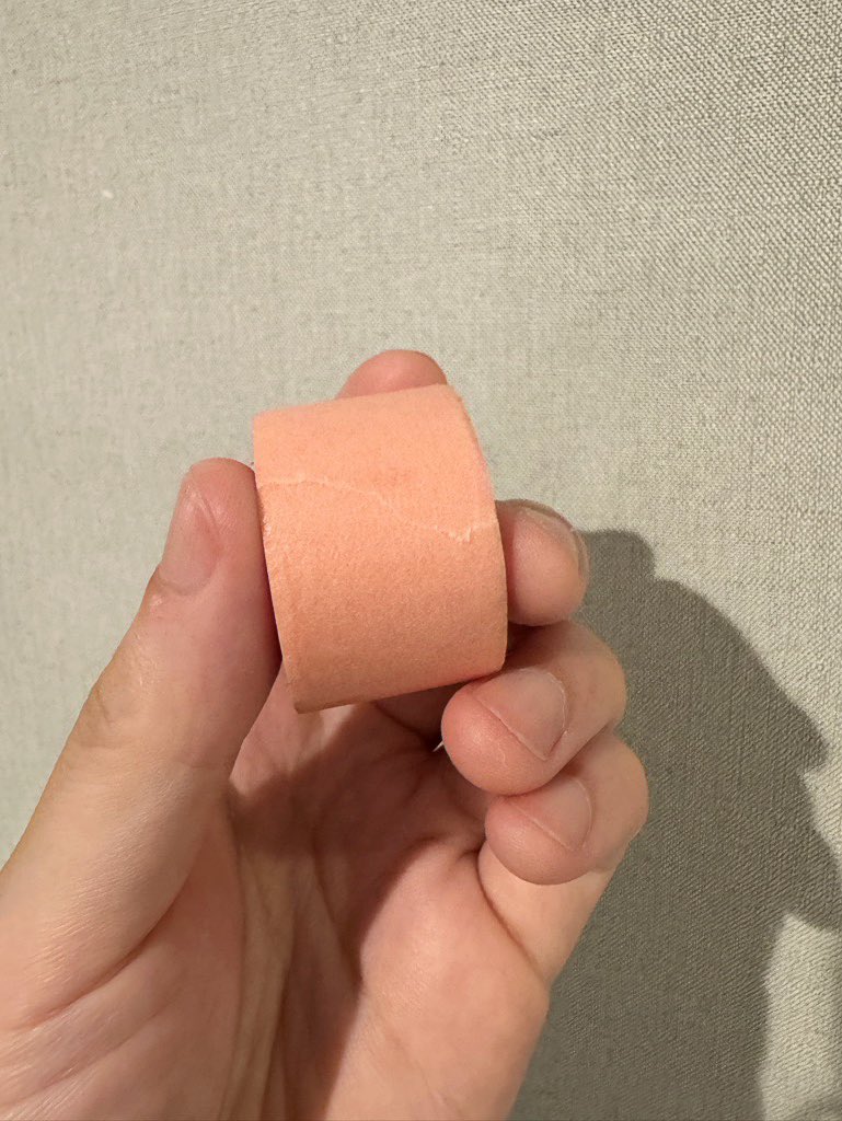 明日から2日間、全国ツアーの名古屋公演です！🎤
ライブ前夜は部屋の加湿に加えて優肌絆というテープを口に貼って寝るのですが大体外れています🤐
明日明後日、宜しくお願いします！(^-^)
#ゴールデンボンバー全国ツアー2025
#喜矢武豊