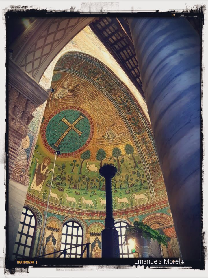 EmanuelaMorell1's tweet photo. Ed ecco, vi sono ultimi che saranno primi, e vi sono primi che saranno ultimi.
Lc 13, 30

(#SantApollinareinClasse #Ravenna #mosaico #photoEM) https://t.co/XP9aphVZe5