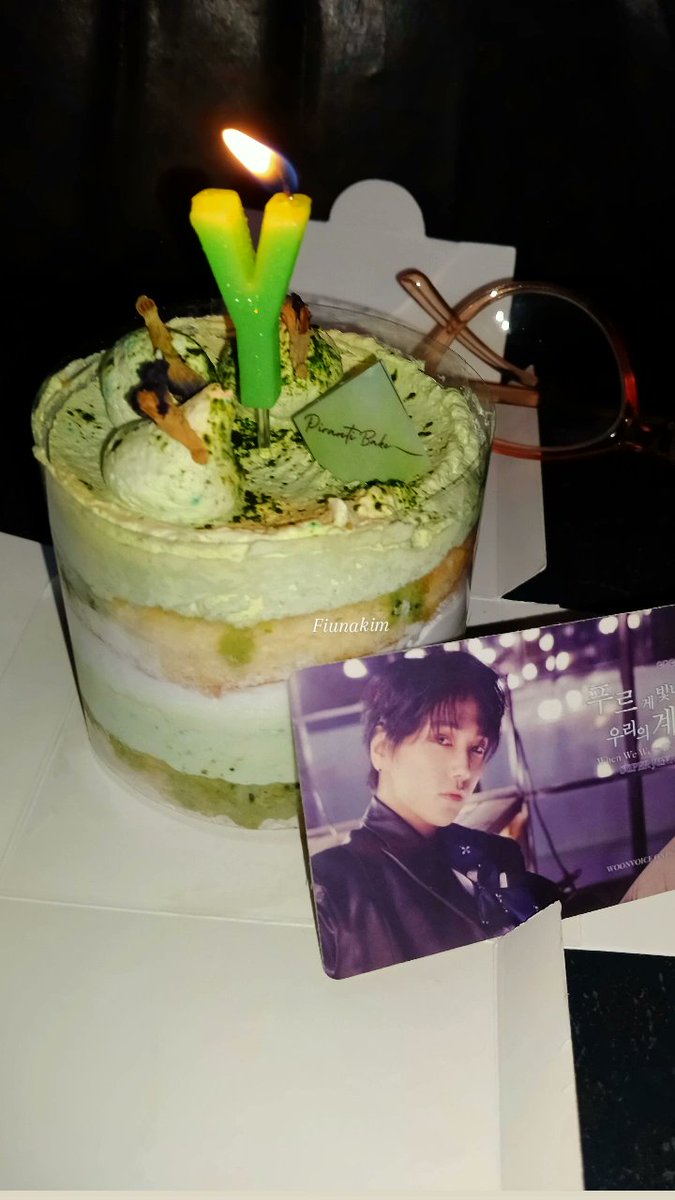 Fiunakim's tweet photo. HAPPY BIRTHDAY @shfly3424 
🎂💙

Sehat dan bahagia selalu ya sayang

#슈퍼주니어 #SUPERJUNIOR
#예성 #YESUNG
#HAPPYYESUNGDAY https://t.co/9tPiaSfrUv