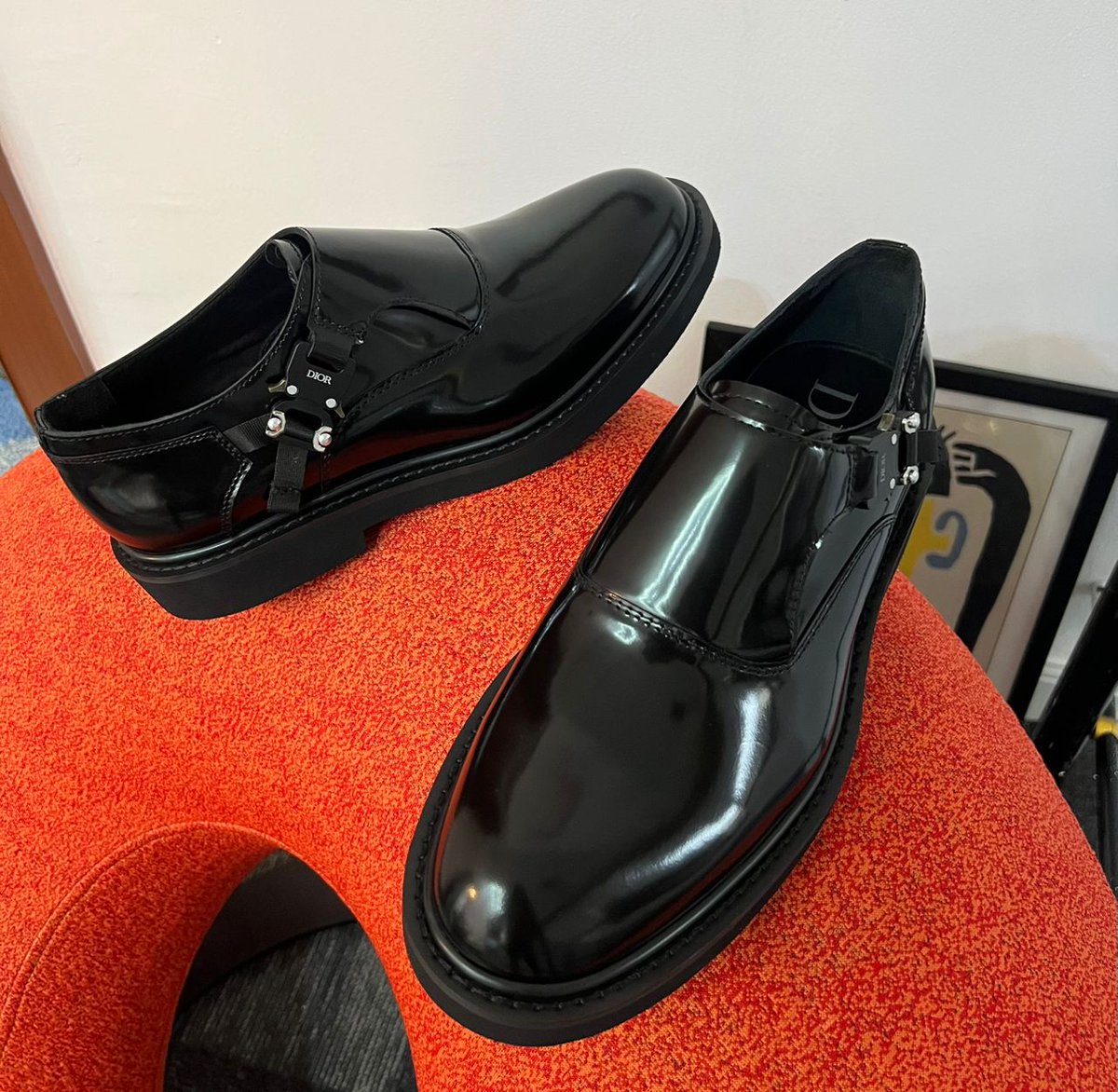 Robertholar's tweet image. _TOP NOTCH 💯_🚨  #fresh 🍃 

#NotTheRegular

#CHRISTIAN DIOR - SHOE

*SIZE: 40-46*