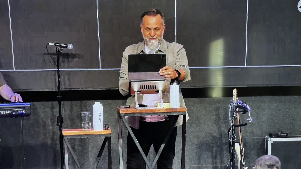 DESAFÍO DEL LIDERAZGO 
Amar es más poderoso que juzgar cuando queremos transformar…!!!

<a href="/mgsennewald/">Mariano Sennewald</a>