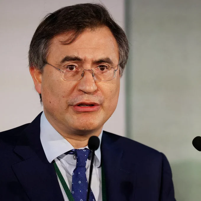 📊FISCAL: Chris Hohn di TCI Fund Management acquista azioni di Microsoft, Visa, Moody's, S&P Global e Ferrovial SE, vendendo quelle di GE Aerospace, Canadian Pacific, Canadian National e Alphabet.