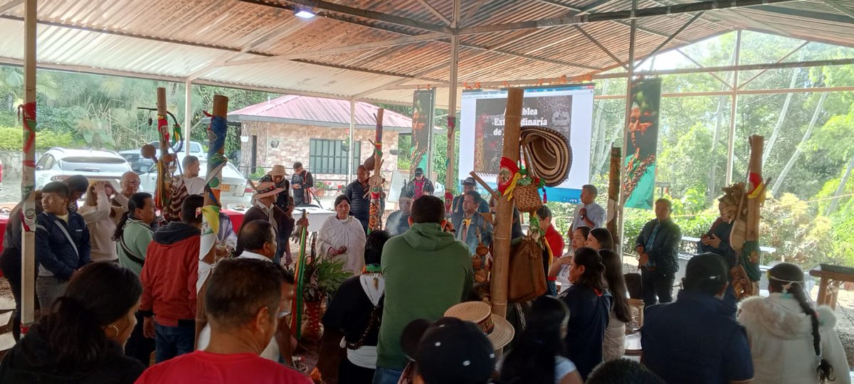 📍Desde el Centro de Pensamiento Java Liviana, Silvania – Cundinamarca

El pueblo indígena Awá – UNIPA participa en la Asamblea Nacional Extraordinaria de Autoridades Indígenas de Gobierno Propio – ONIC.

#PueblosIndígenas #Awá #AutonomíaTerritorial #ONIC #UNIPA