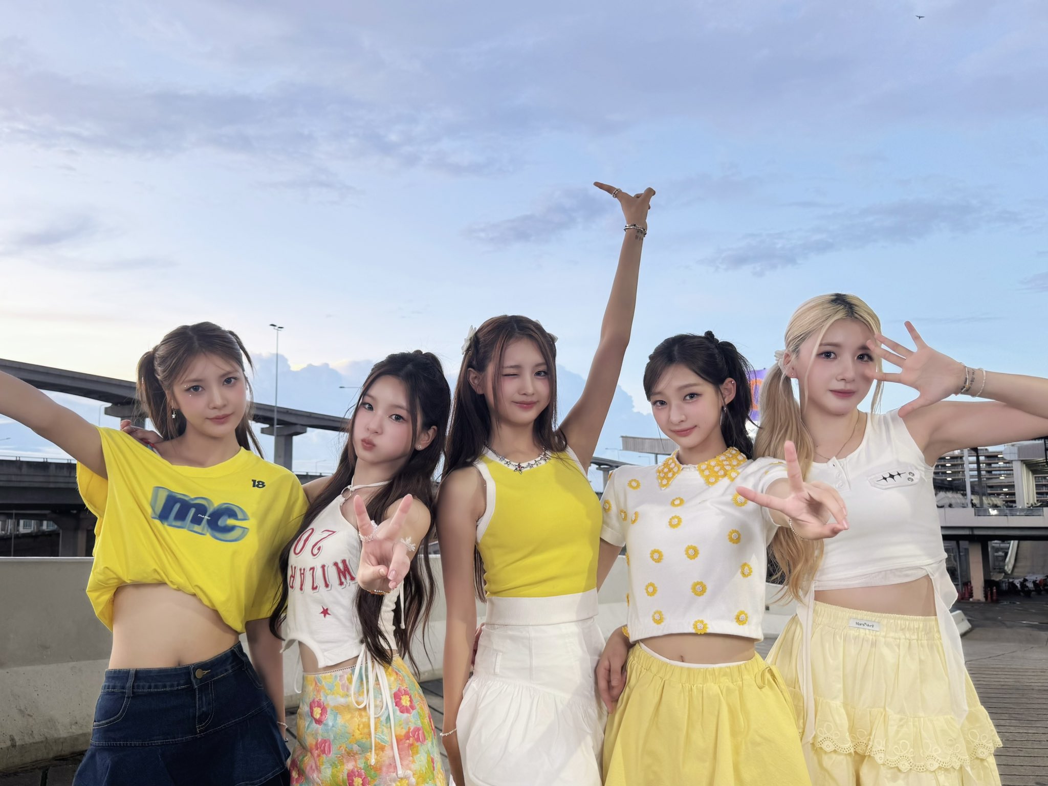 GzDKA7ibAAAYDNd?format=jpg&name=large