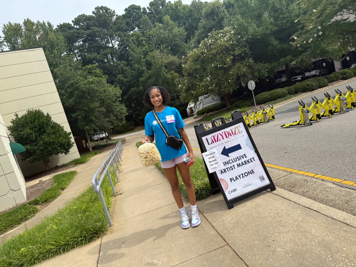 MaloneHicks28 (@malonehicks2028) on Twitter photo I had the privilege to volunteer this morning with Cary Teen Council at the Lazy Daze Festival. Great opportunity to support local artists. Go check it out today and tomorrow! I had the privilege to volunteer this morning with Cary Teen Council at the Lazy Daze Festival. Great opportunity to support local artists. Go check it out today and tomorrow!