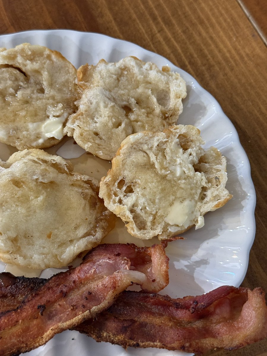 I wait all week for this. They did not disappoint 🤤