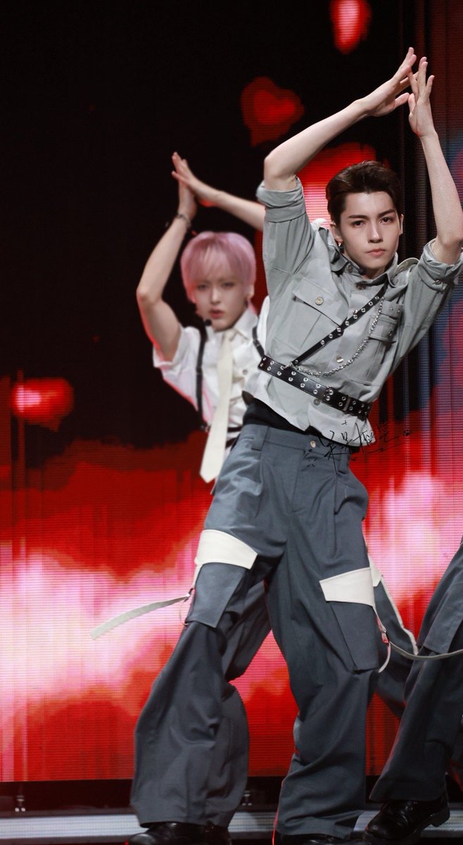 charliepicss's tweet image. This guy is so omg  

#charliemullis #smtr25 

cr: Watermark