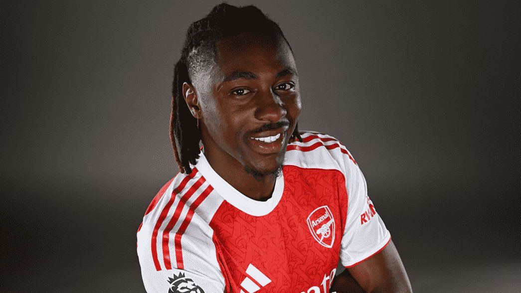 EMAD | ابو التميمي (@iemadafc) on Twitter photo حسب <a href="/gunnerblog/">gunnerblog</a> ..
قبل التوقيع مع توتنهام، أجرى إيزي اتصالاً أخيراً بأرتيتا لمعرفة إمكانية انتقاله إلى أرسنال.
أخبره أرتيتا بوجود اجتماع لمجلس الإدارة بسبب إصابة هافرتز.
وفي نهاية الاجتماع، أُبلغ إيزي بأن انتقاله إلى أرسنال قد شارف على الانتهاء. حسب <a href="/gunnerblog/">gunnerblog</a> ..
قبل التوقيع مع توتنهام، أجرى إيزي اتصالاً أخيراً بأرتيتا لمعرفة إمكانية انتقاله إلى أرسنال.
أخبره أرتيتا بوجود اجتماع لمجلس الإدارة بسبب إصابة هافرتز.
وفي نهاية الاجتماع، أُبلغ إيزي بأن انتقاله إلى أرسنال قد شارف على الانتهاء.