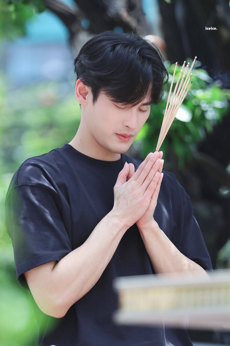 KaonoHitomi's tweet photo. KAO NIGHT 🖤

©️iceice. 

#number_9th
#งุ้งงิ้งๆของนพเก้า https://t.co/KxMuAfrWMQ