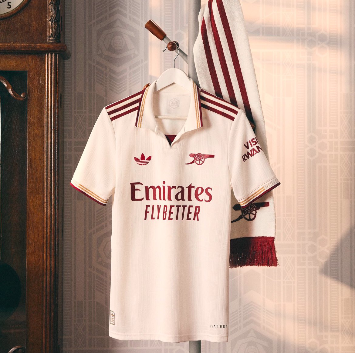 justclassreally's tweet image. Get me this shirt with Eze 10 NOW!!!
I’m buzzing man