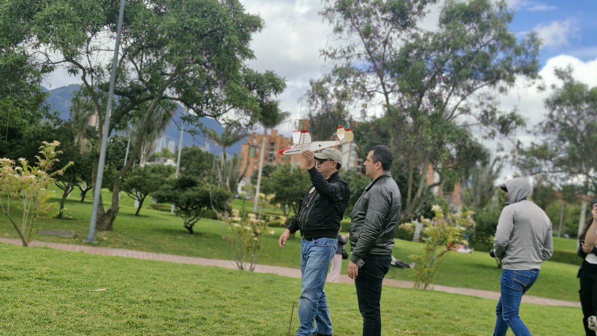 BibloRed Bogotá tweet media