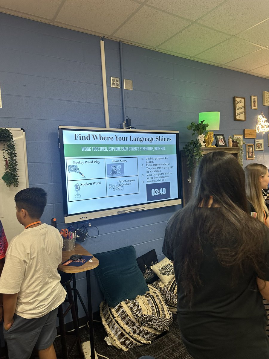 Amy Davis Nelson 📚 tweet media