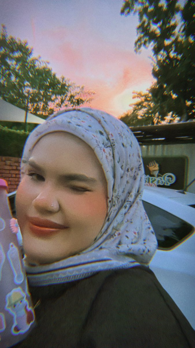 dearestalya's tweet image. ummmmm so guess who got another zus today 🙂‍↕️🙂‍↕️ #walazus #zussie #javachip