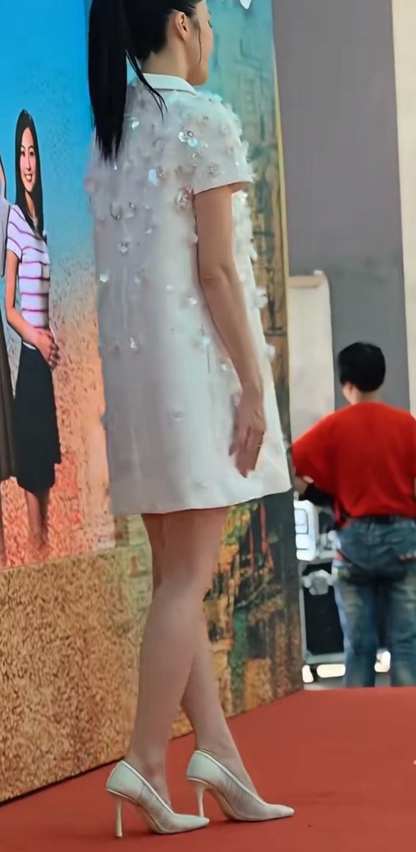 雯雯對腳瓜好有力好正