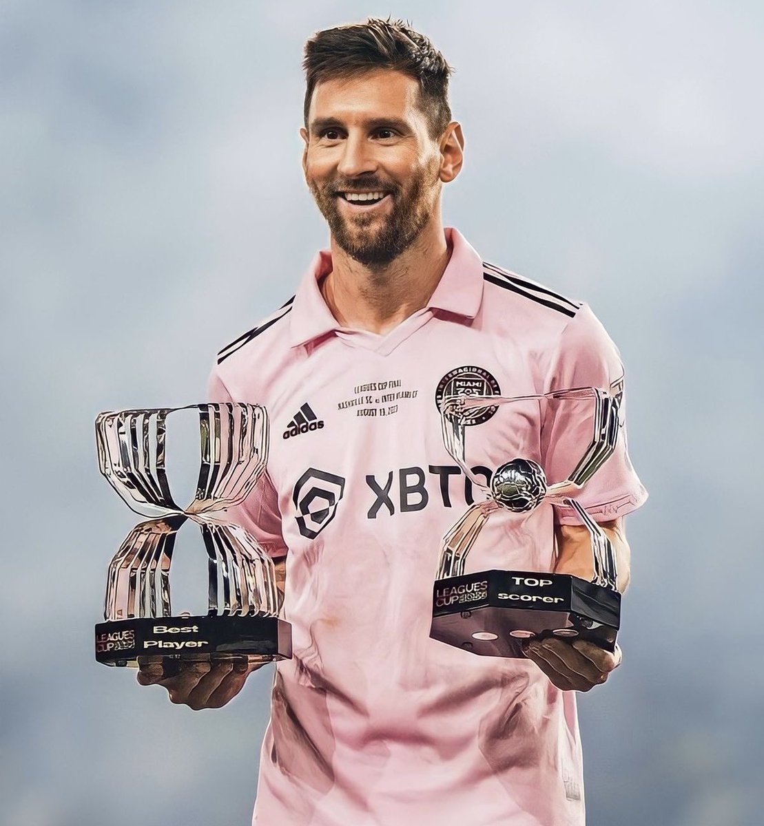 AmannFCB's tweet image. #DifferentLevels #GreatestOfAllTime