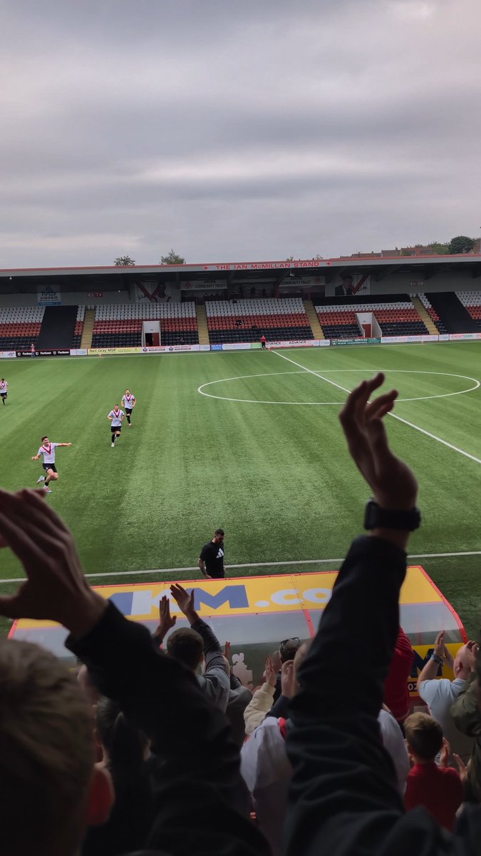 Airdrie Fan TV tweet media