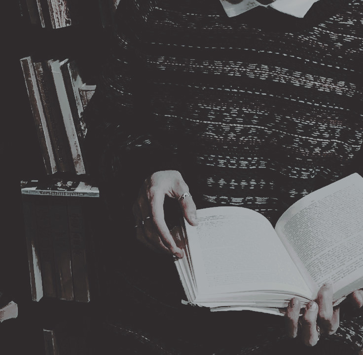 N
E
V
I 
L
L
E   L O N G B O T T O M. 

     𝙒𝙚’𝙧𝙚 𝙖𝙡𝙡 𝙜𝙤𝙞𝙣𝙜 𝙩𝙤 𝙠𝙚𝙚𝙥 𝙛𝙞𝙜𝙝𝙩𝙞𝙣𝙜, 𝙃𝙖𝙧𝙧𝙮. 𝙔𝙤𝙪 𝙠𝙣𝙤𝙬 𝙩𝙝𝙖𝙩.ᐣ