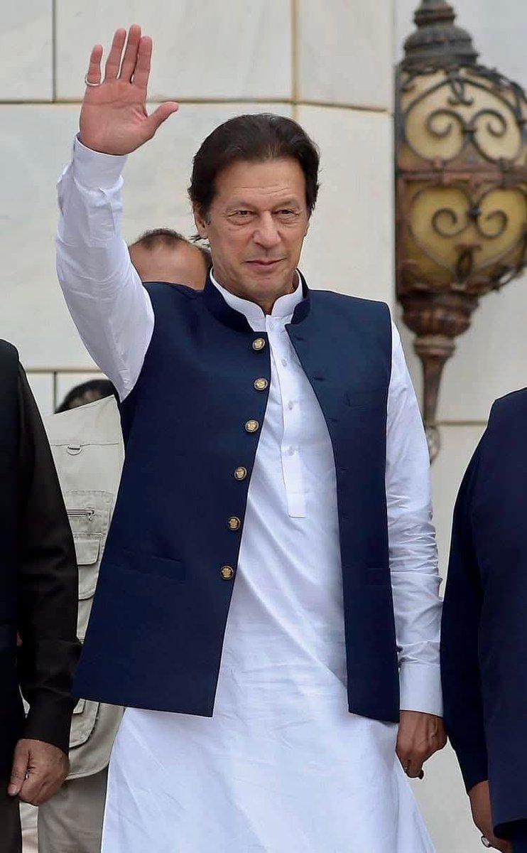 #VictoryForImranKhan