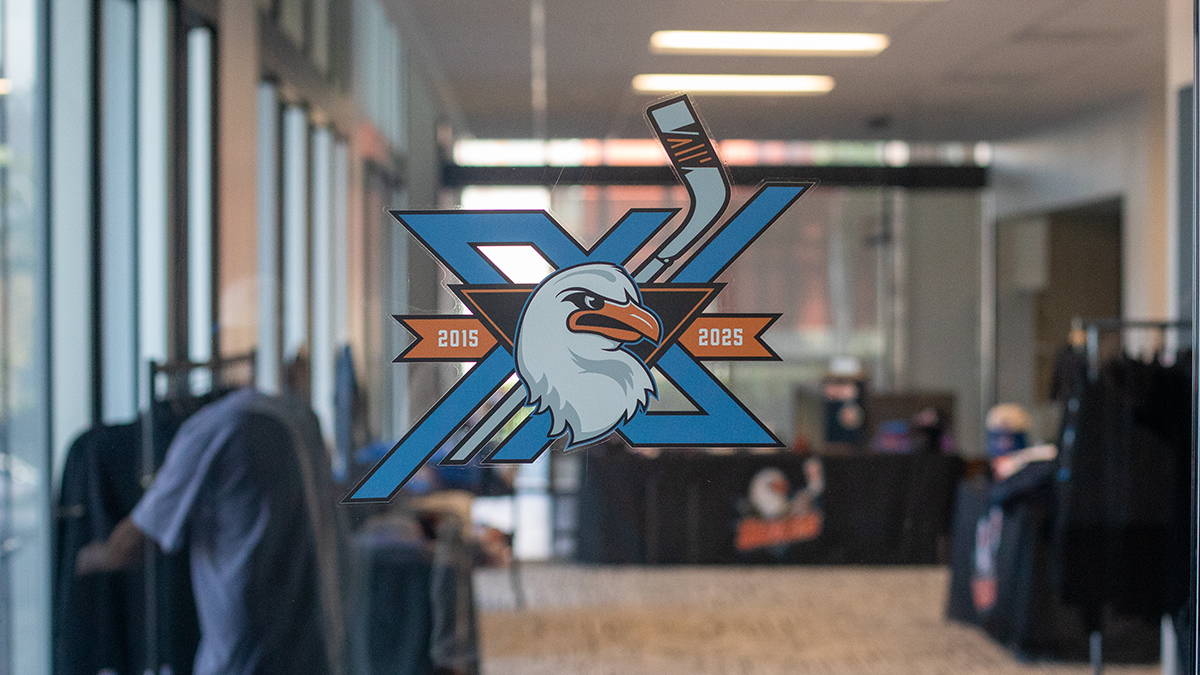 SDGullsAHL's tweet photo. WE ARE OPEN!!

Our Gull-tastic Pop-Up Shop is open from 10 am - 4 pm today and tomorrow. You aren't going to want to miss out on some exciting deals and limited edition merch! https://t.co/Y13aGkaeY8