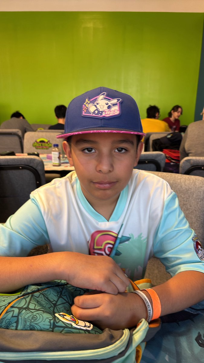 u know ur bout to lose when the kid you hit at locals has a top 8 Anaheim worlds hat on 😭 <a href="/JoseCruzTCG/">Jose Cruz Galindo-Resendiz 🔜Milwaukee Regional</a>