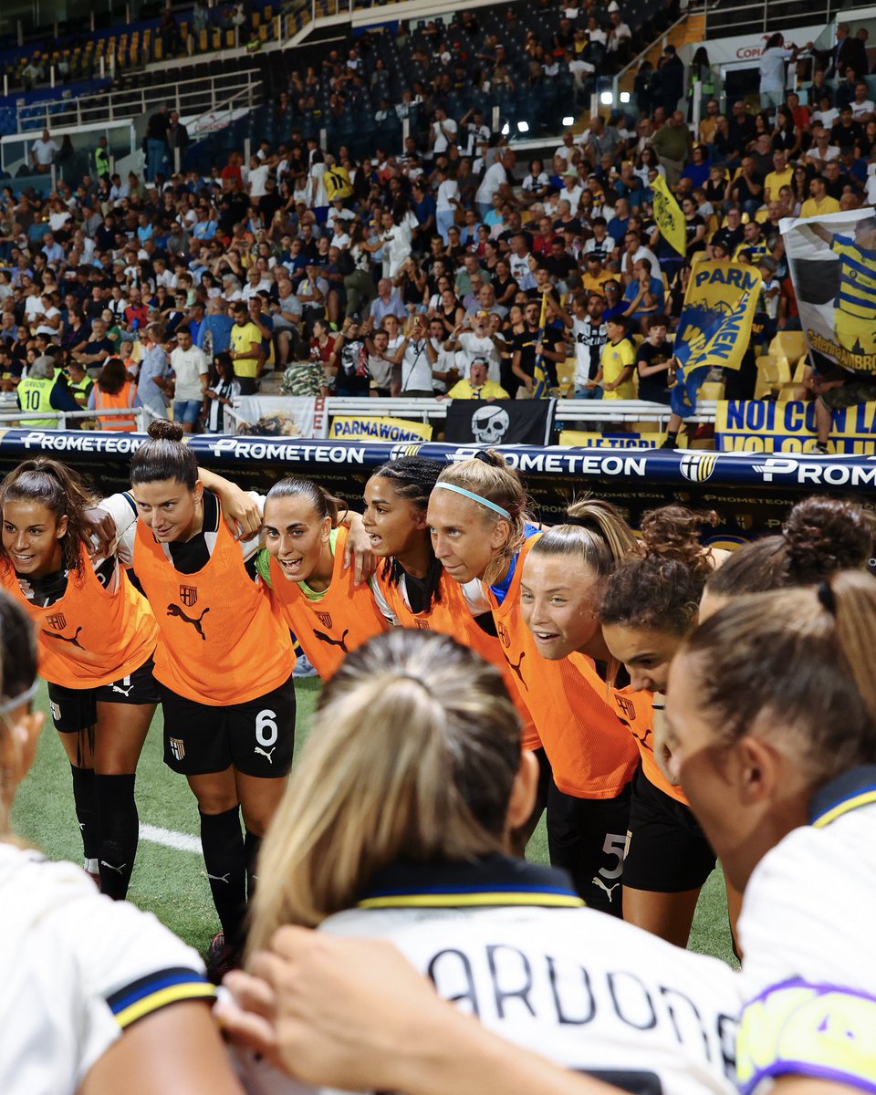 parmawomen's tweet photo. 🟡🔵Un 𝗚𝗥𝗔𝗭𝗜𝗘 non basta

2️⃣1️⃣0️⃣0️⃣ al Tardini!

🏆È record!

#ForzaParma #FollowLeGialloblu https://t.co/0ZZhk1pJ0u