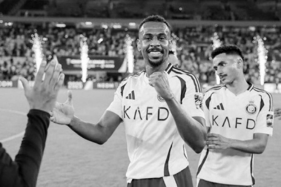 تسبب بالهدف الاول وأضاع ركلة جزاء .. خصمك مايسوي كذا 💔💔